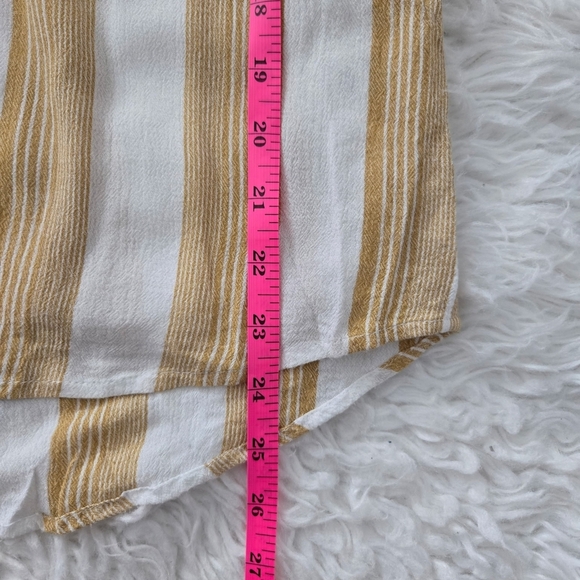 BP Striped Button Down Long Sleeve Shirt. Size Medium. Good preowned condition. - Picture 5 of 7